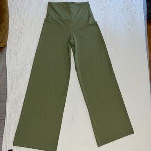 Athleta Elation Wide Leg Pant - S